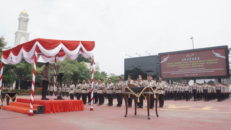 Kapolresta Sidoarjo Pimpin Sertijab Pejabat Utama dan Kapolsek Jajaran