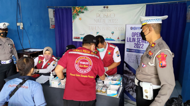 Nataru, Polres Trenggalek Gelar Pemeriksaan Kesehatan Hingga Tes Urine