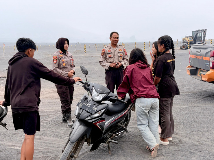 Polres Probolinggo Imbau Wisatawan Patuhi Penutupan Kawasan TNBTS Akibat Karhutla di Bromo