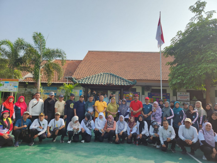 Jaga Soliditas Forkopimka Gedangan Gelar Olahraga Bersama
